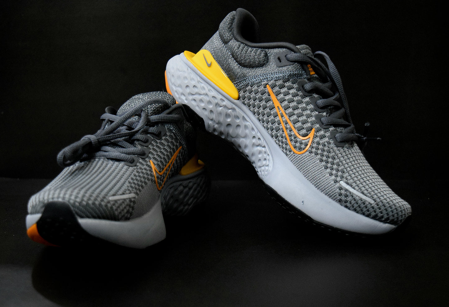 Nike ZoomX Invincible Run Flyknit 2 (Grey)