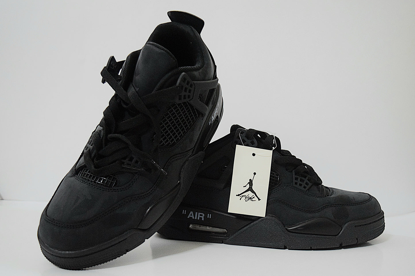 Air Jordan 4 - Black
