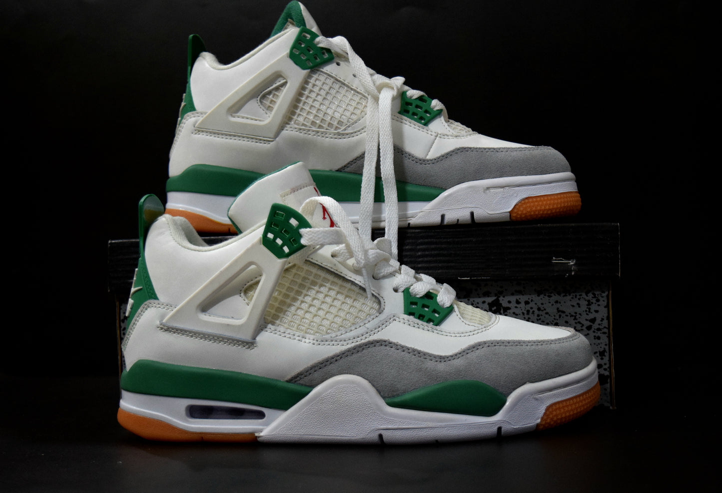 Air Jordan 4 - Retro (Oxidised Green)