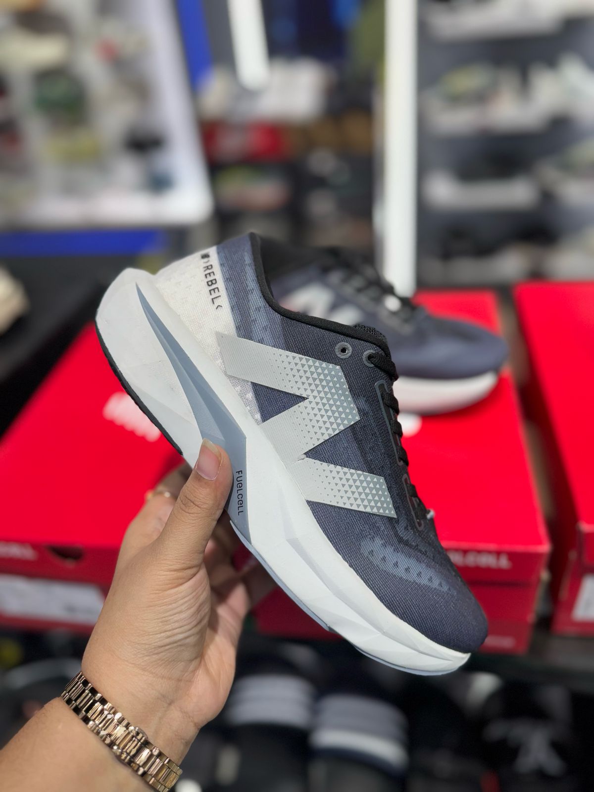 New Balance FuelCell Rebel v4