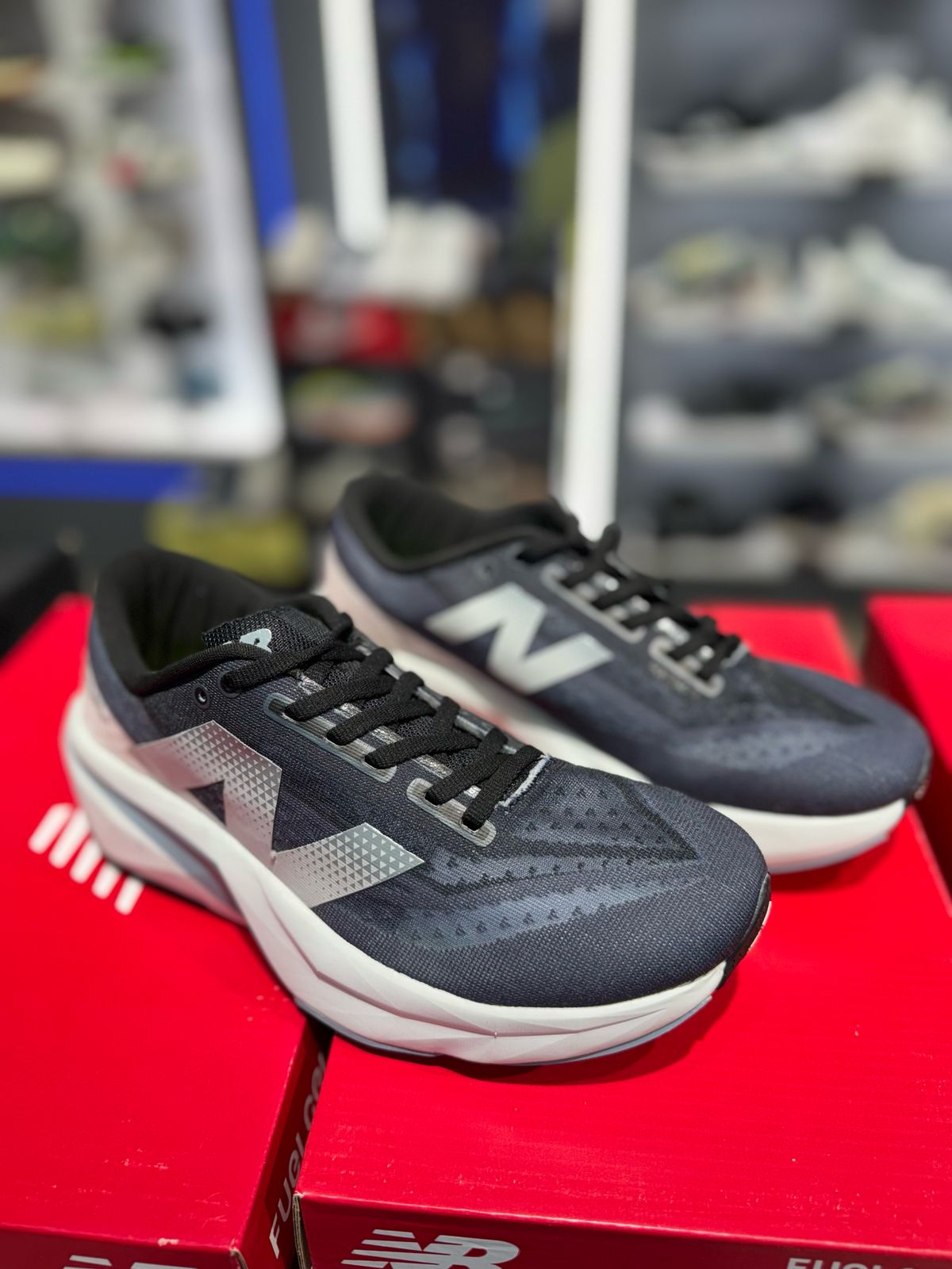 New Balance FuelCell Rebel v4