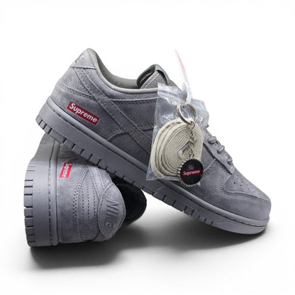 SB Dunk Low x Supreme Wolf Grey (1:1)