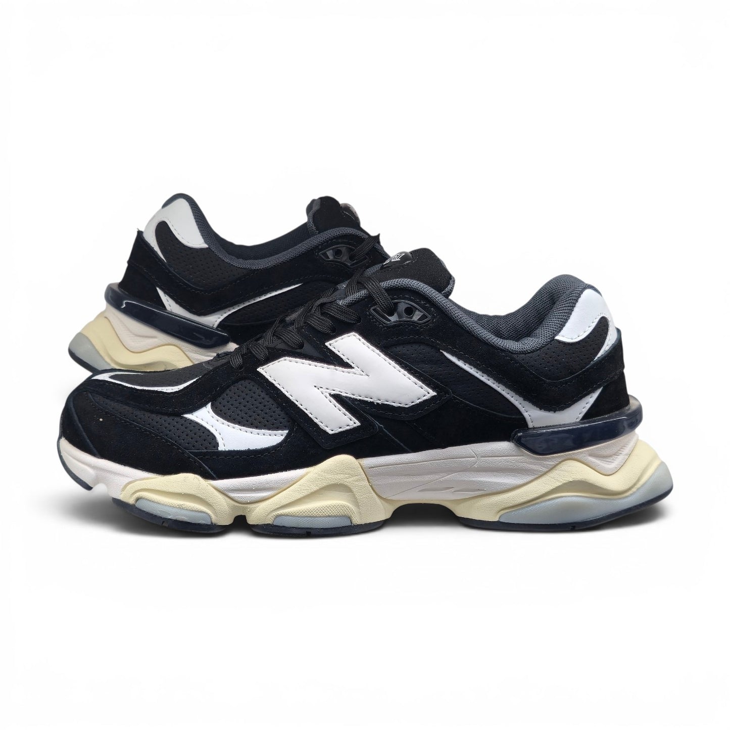 NB 9060 Black White (1:1)