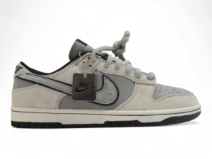 SB Dunk Low x Otomo Katsuhiro (1:1)